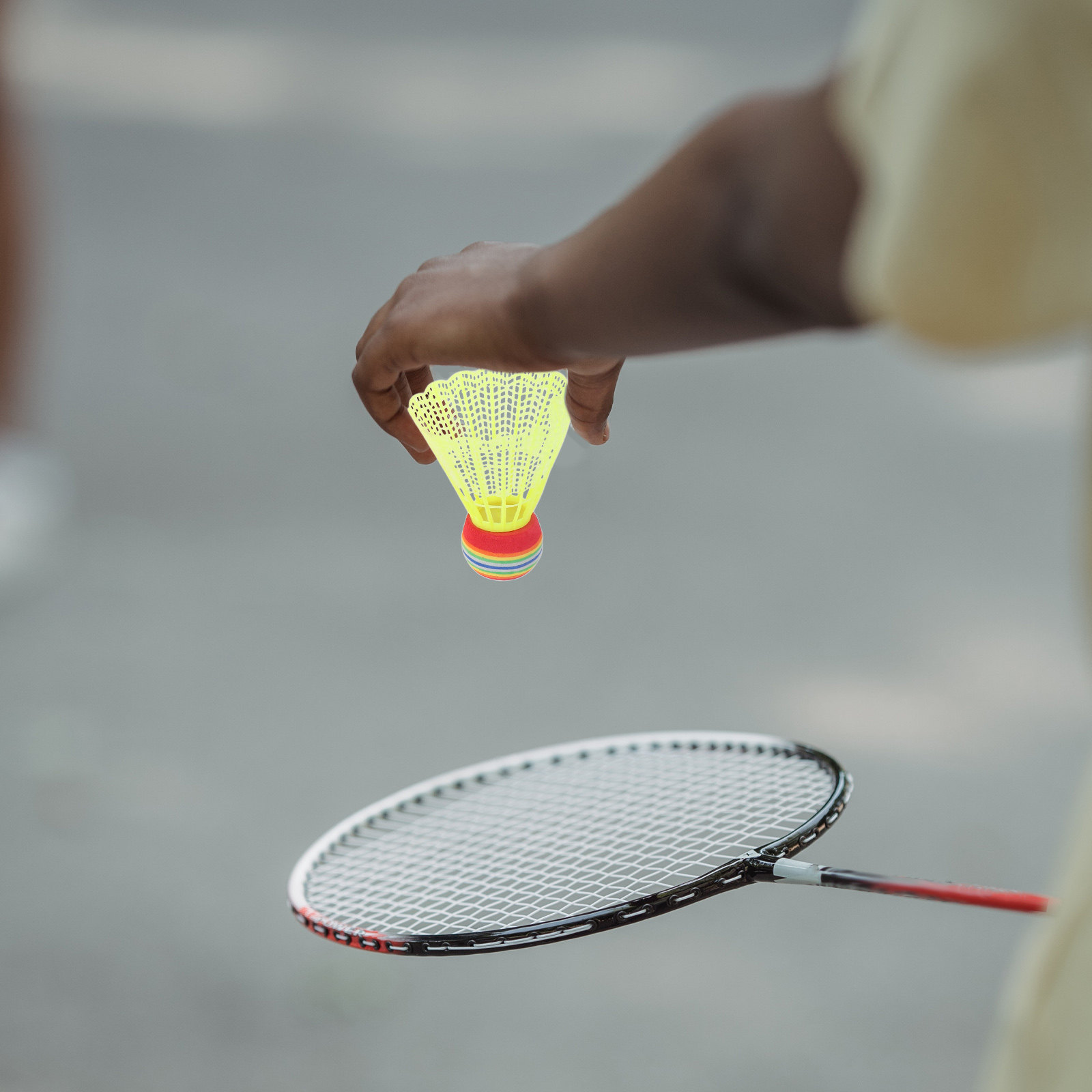 12Pcs Vibrant Colorful Shuttle - Badminton Materi 评论和价格